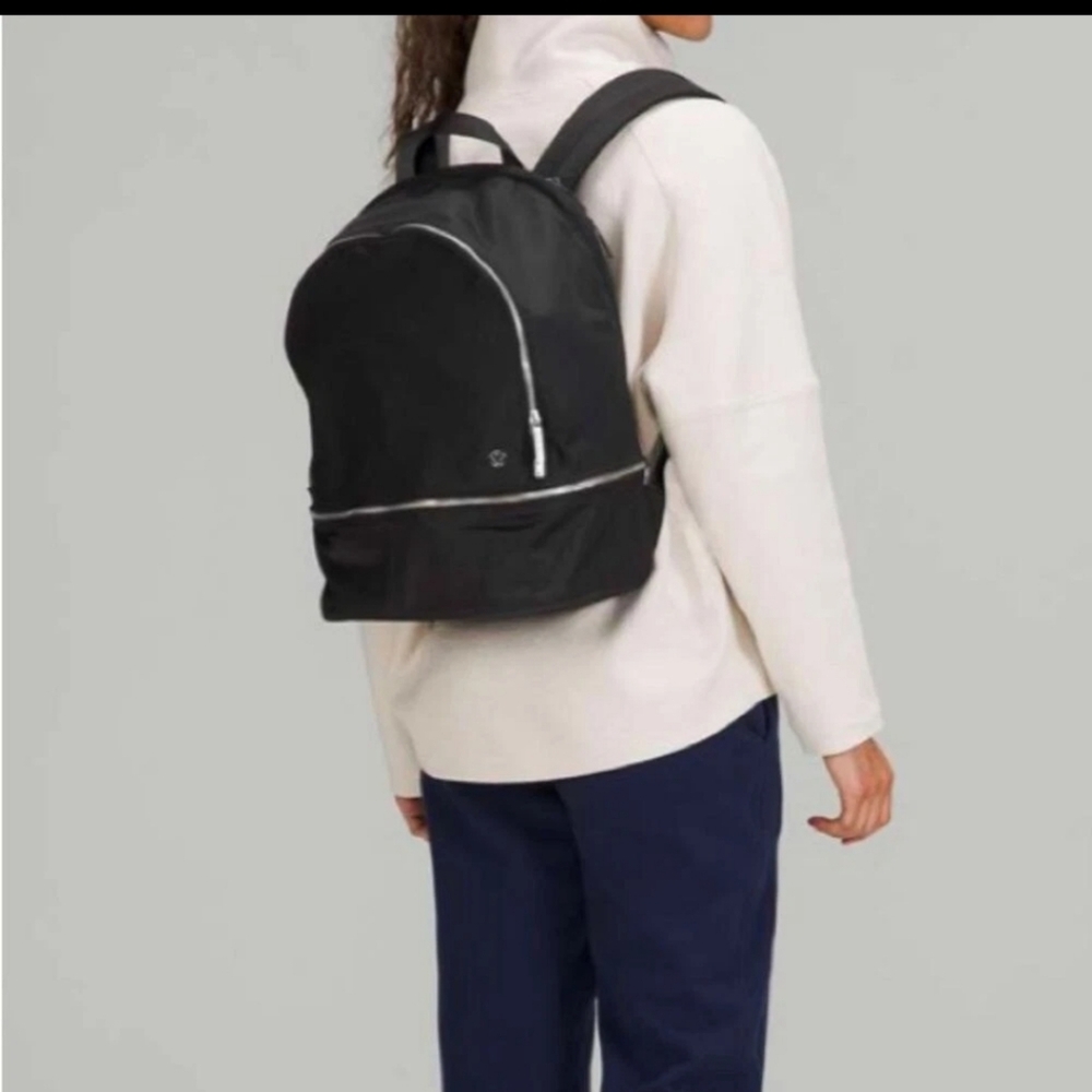 Lululemon Athletica Large City Adventurer Expandable Black Backpack New